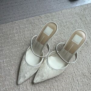 Dolce Vita Ivory Lace Pointed Toe Heels with Ankle Strap